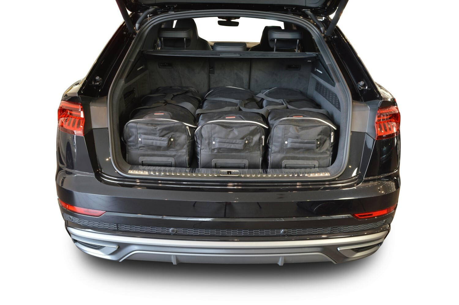 Audi Q8 2018-present Car-Bags travel Cabrio bags 5d | Supply