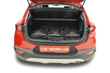 Kia Stonic (YB) 2017-present (without adjustable boot floor) Car-Bags travel bags